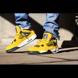 Meet your Posher, Johnathan